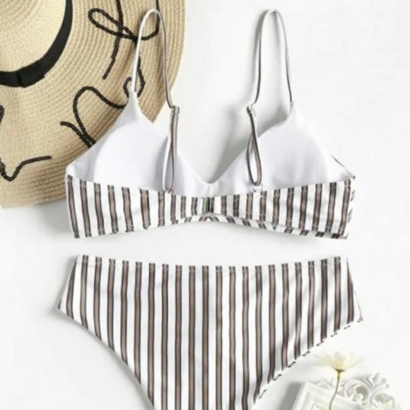 Striped lace-up high waist bikini set - Picture 7 of 8